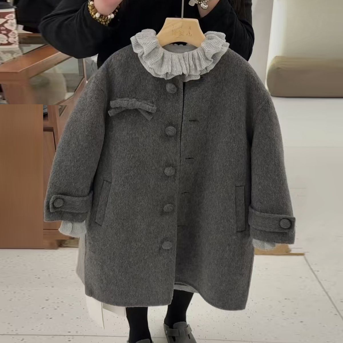 Vintage bow tie thick wool coat