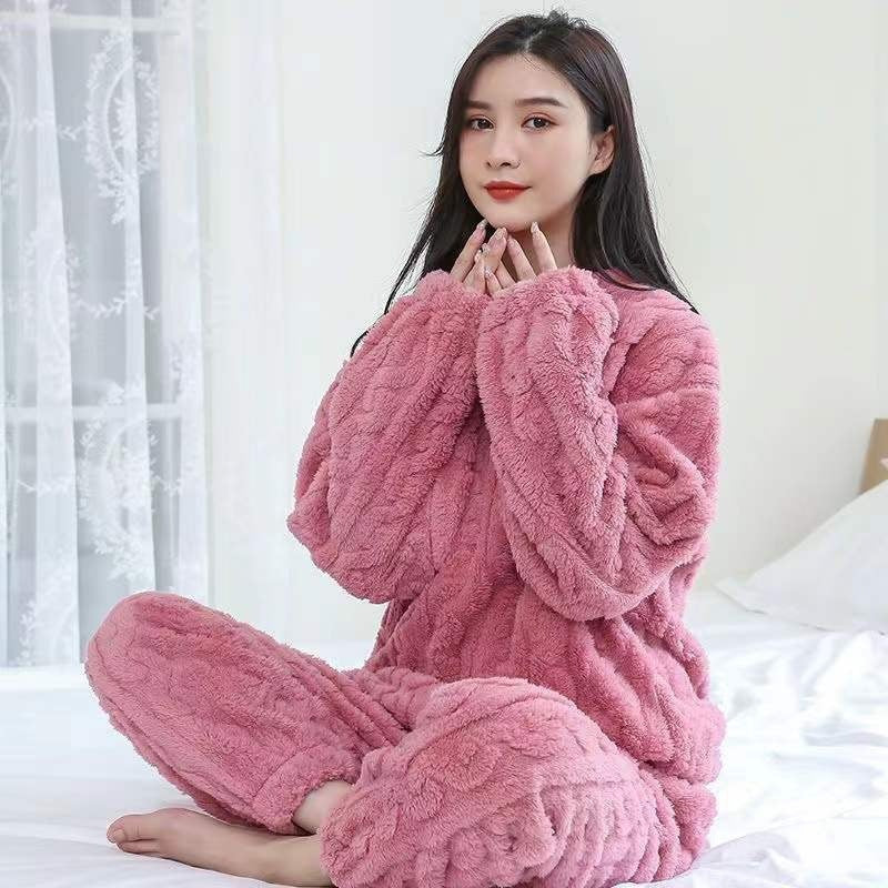 Womens Fleece Lined Pajama Set