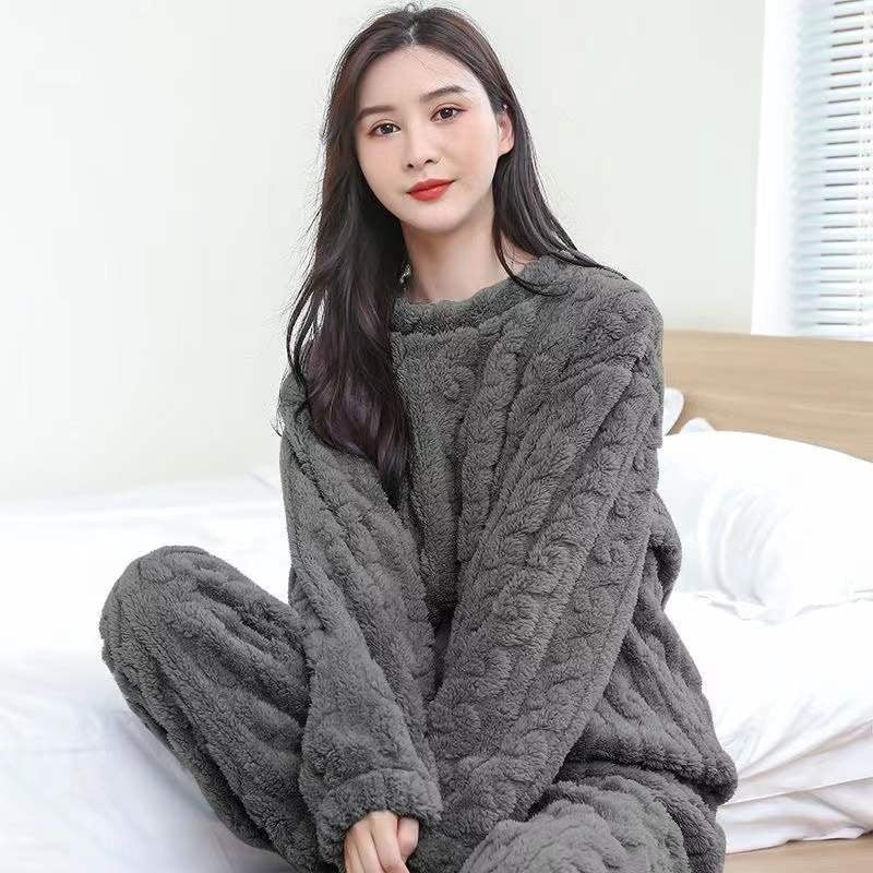 Womens Fleece Lined Pajama Set